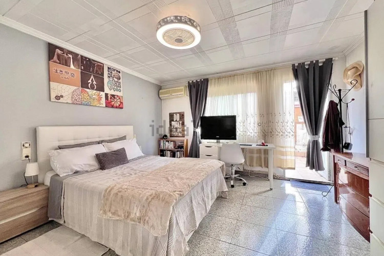 Chalet en calle ďEdison