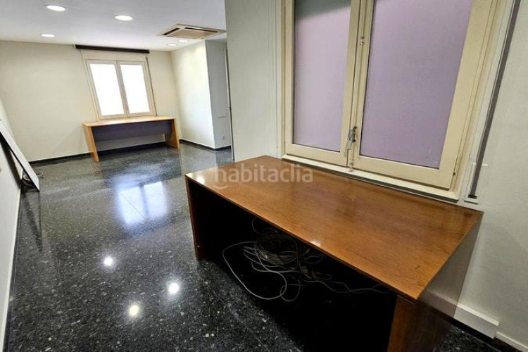 Piso gran piso junto parc vallparadis en Vallparadís - Antic Poble de Sant Pere Terrassa