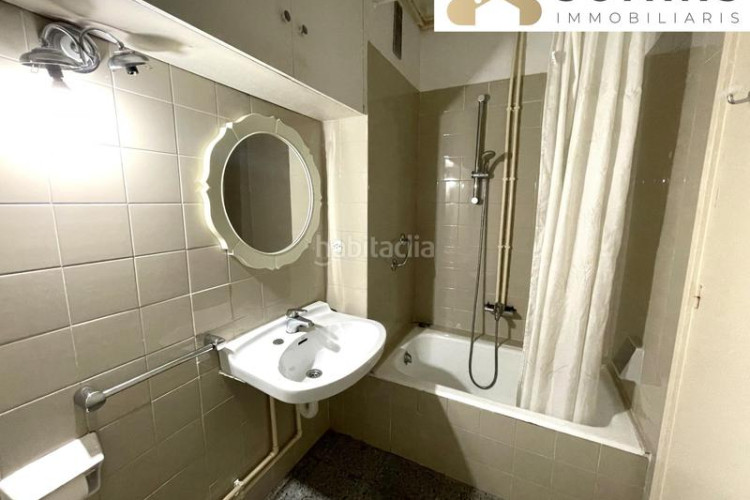 Piso gran oportunidad en Ca n'Aurell Terrassa