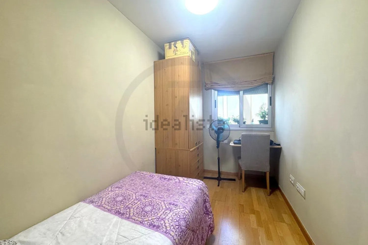 Piso en Barrio Escoles
