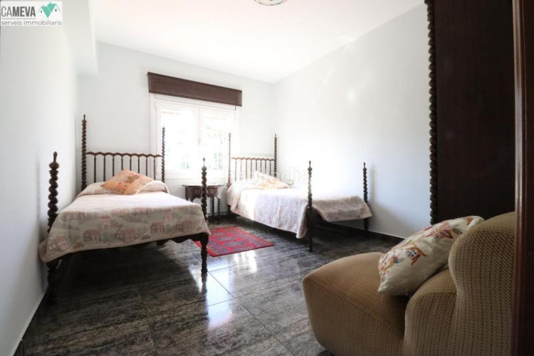 Casa única e impresionante finca a 4 vientos con piscina y jardin en Terrassa