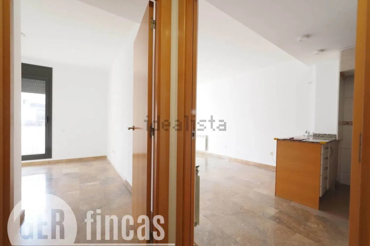 Piso en calle de Lleó