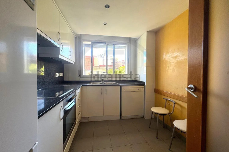 Piso en plaza del Vapor Ventalló