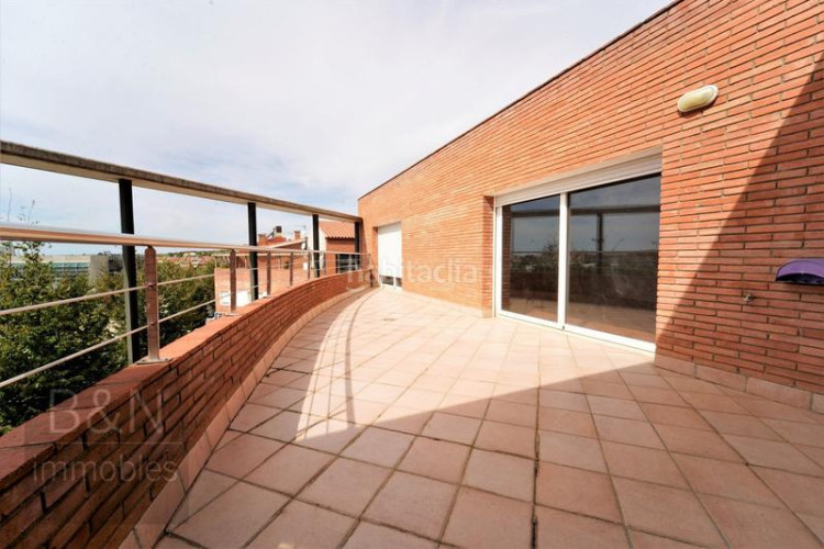 Chalet calidez y diseño en una casa señorial en la zona olímpica! en Terrassa