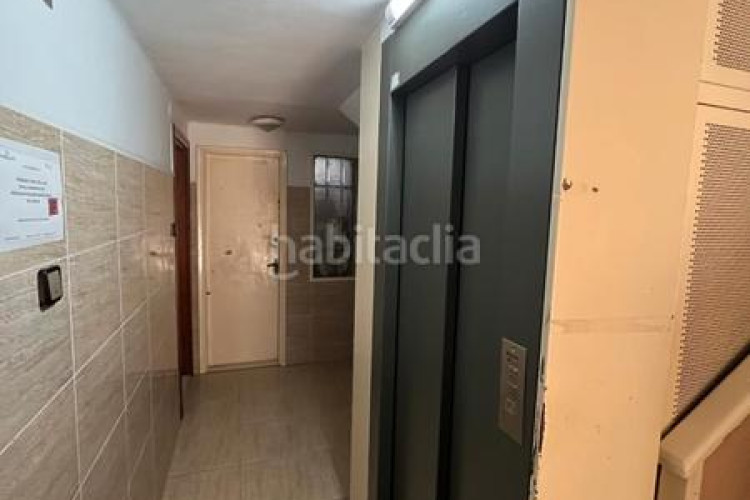 Piso en carrer renaixement 21 piso en venta en Egara Terrassa