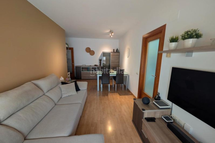 Piso zona de Egara. soleado piso de 2habs. + 1lav. en Terrassa