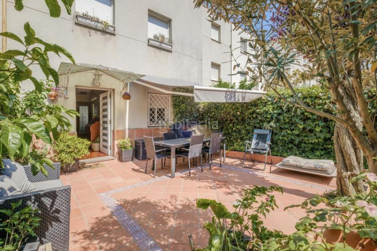 Casa adosada  en venta en can aurell en Terrassa