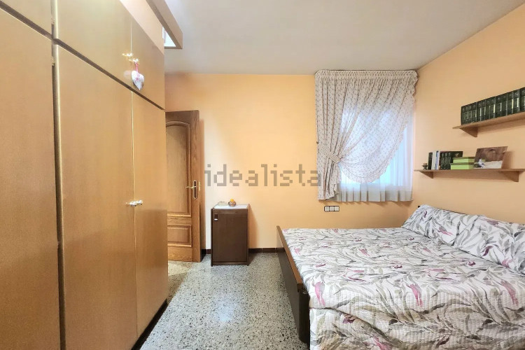 Chalet adosado en Barrio La Cogullada