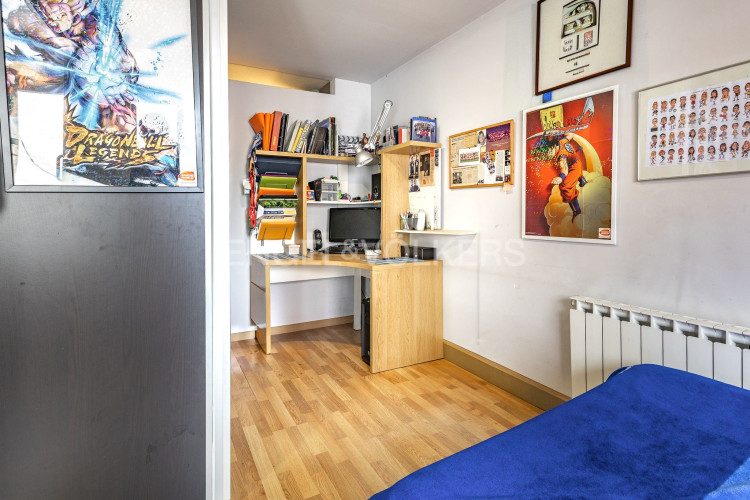 Vallparadu00EDs - Antic Poble de Sant Pere