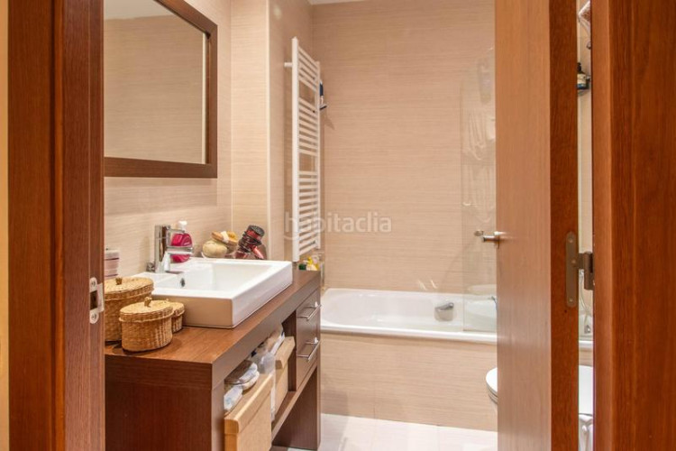 Dúplex este fantástico dúplex de 91m² situado en la calle ample en Terrassa