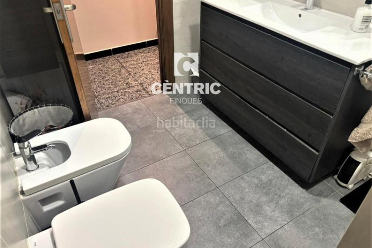 Piso planta baja de 3 habitaciones en Zona Esportiva Terrassa