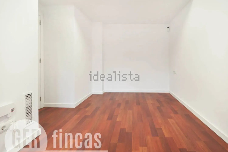 Piso en calle de Menéndez y Pelayo