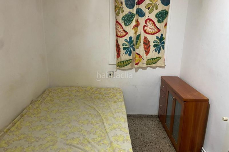 Piso pis 3 habitacions en Cementiri Vell Terrassa