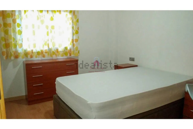 Piso en calle de la Poetessa Caparà