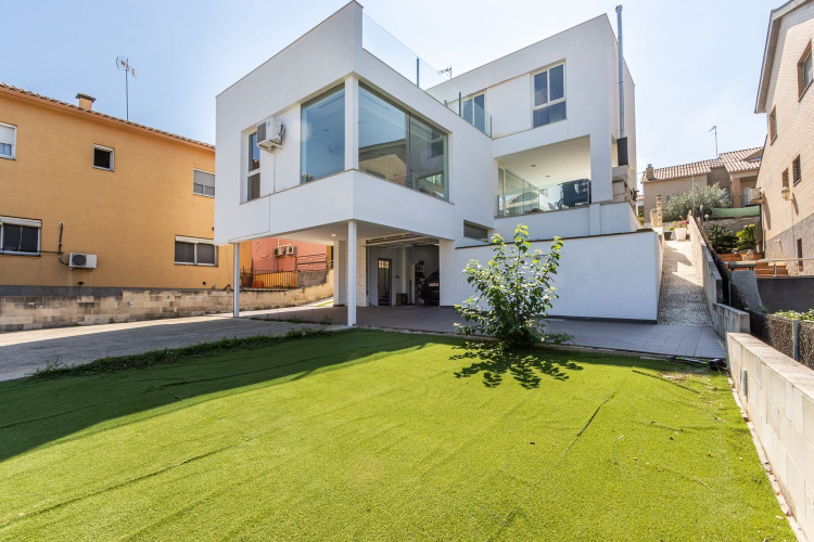  PJ SUISSA, DE, Can Parellada