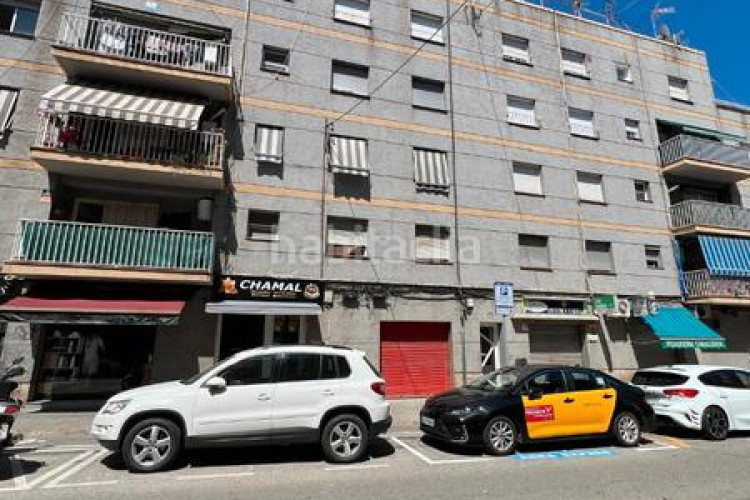 Piso en carrer renaixement 21 piso en venta en Egara Terrassa