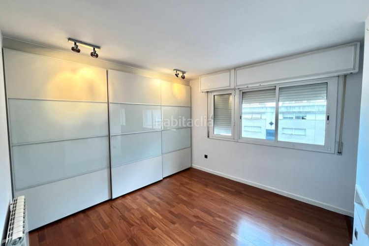 Dúplex exclusivo ático-dúplex con 2 terrazas privadas y luz natural en Sant Pere Nord en Terrassa