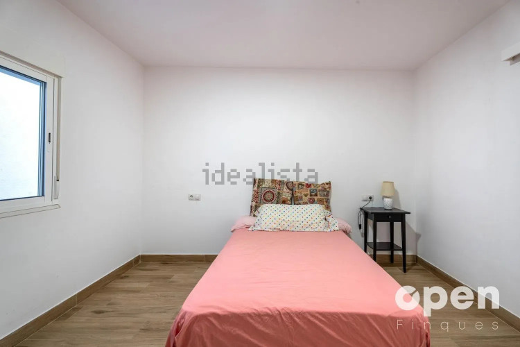 Chalet adosado en calle de Pau Claris