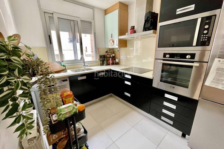 Piso  en can aurell de ambar de 84 m2 y 3 habitaciones en Terrassa