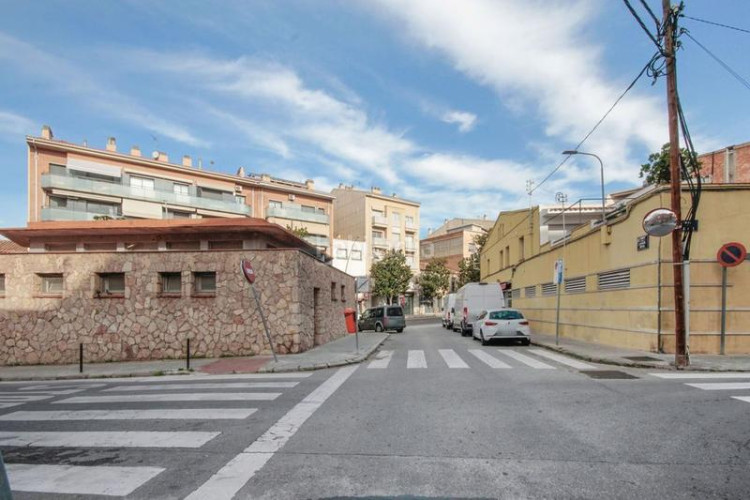 Piso  y parquing en Plaça Catalunya - Escola Industrial Terrassa