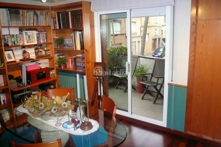 Casa gran casa cantonera en Ca n'Aurell Terrassa