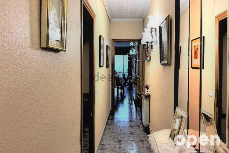 Chalet en calle d'Àngel Guimerà