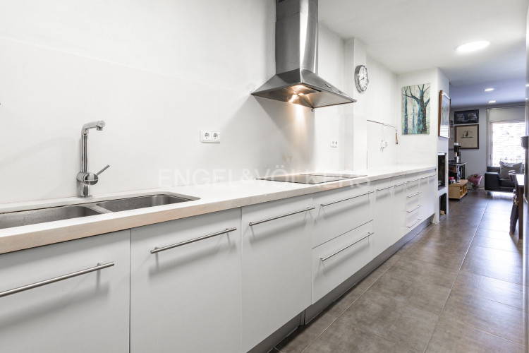 Vallparadu00EDs - Antic Poble de Sant Pere