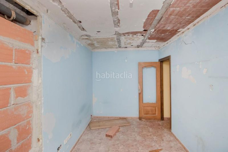 Piso dúplex con gran potencial para reformar en el corazón ! en Terrassa