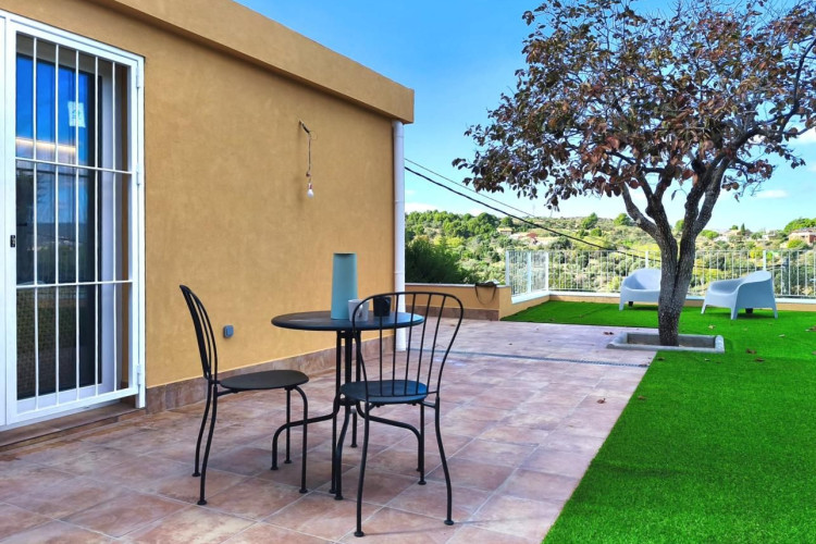 Carrer de la Llebre, Les Martines