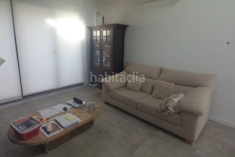 Casa adosada casa en venta , can aurell. a 5 minutos centre en Terrassa