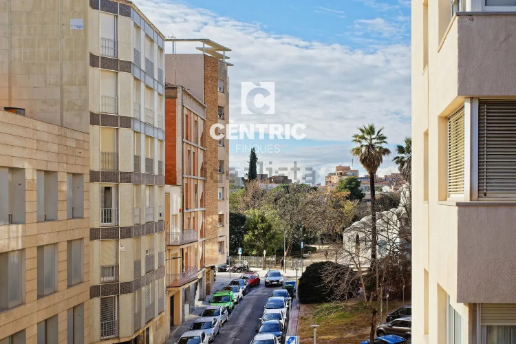 Piso en calle de Galileu