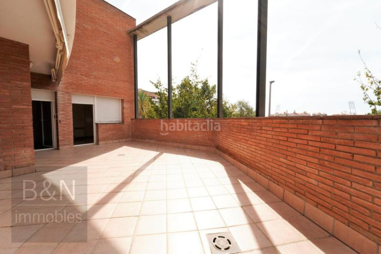 Chalet calidez y diseño en una casa señorial en la zona olímpica! en Terrassa