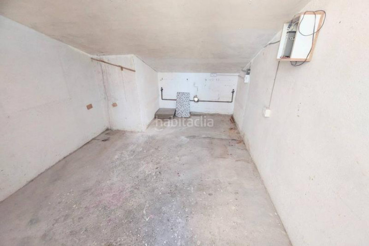 Piso gran piso en can aurell , 4 habitaciones y parking incluido en Terrassa