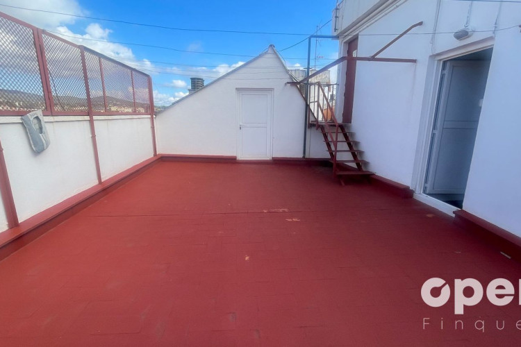 Francesc Maciu00E0, Sant Pere Nord