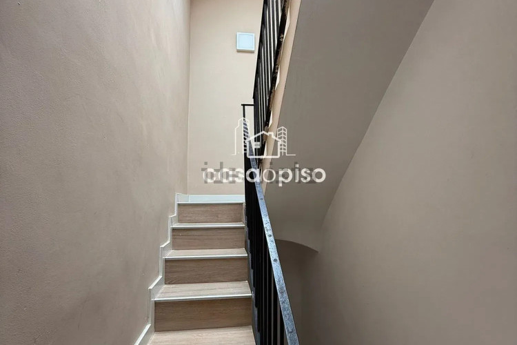 Chalet adosado en calle del Comte Borrell