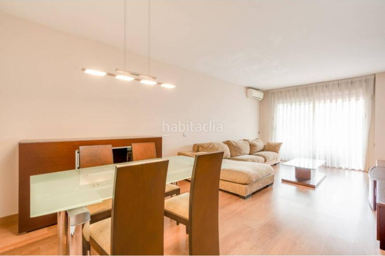 Piso Cementiri Vell, unico en la zona en Cementiri Vell Terrassa