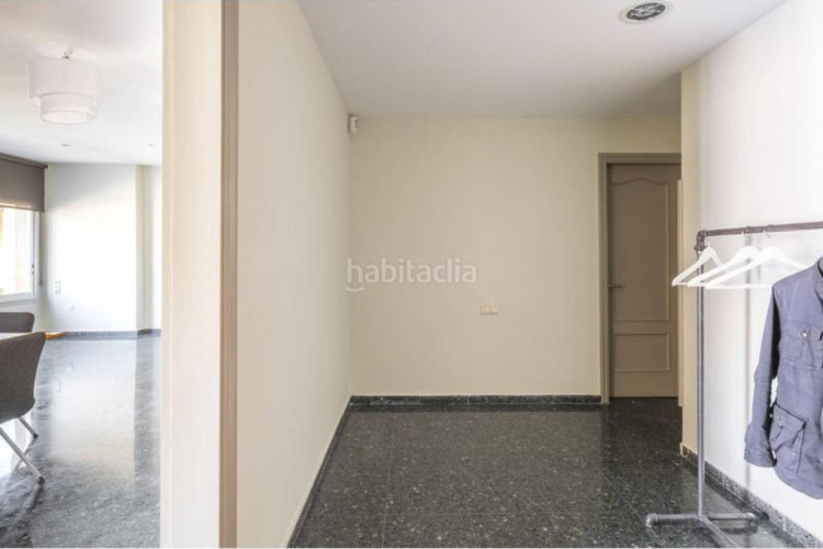 Piso  noble con frente al parc de vallparadís (museu tèxtil) en Terrassa