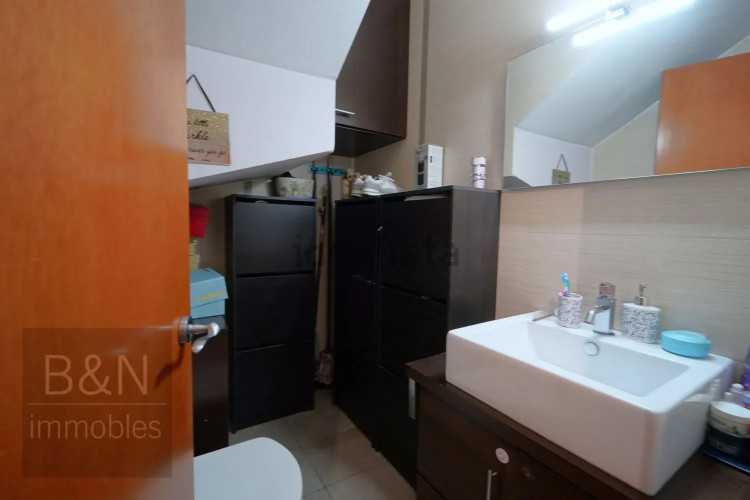 DÚPLEX EN EXCLUSIVA CON TERRAZA PRIVADA Y PLAZA DE GARAJE – UN HOGAR PARA VIVIRLO