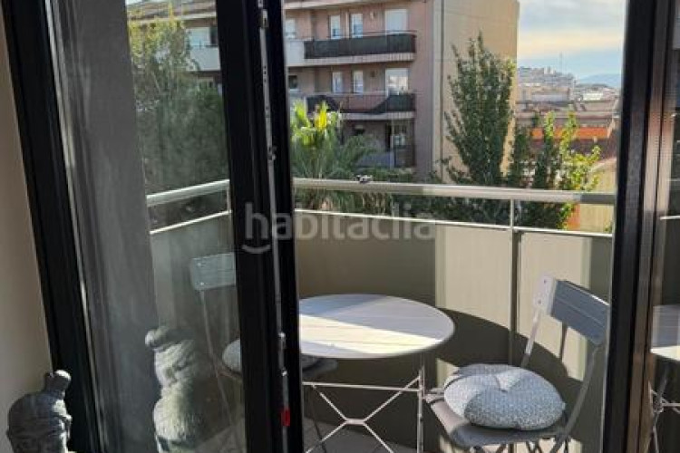 Dúplex luminoso dúplex en zona olímpica en Zona Esportiva Terrassa