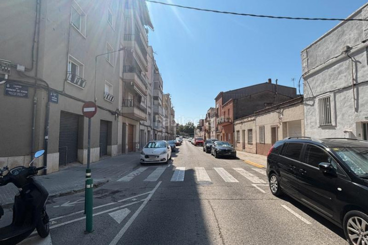 Piso reformado, listo para entrar a vivir, 3 habitaciones en Terrassa