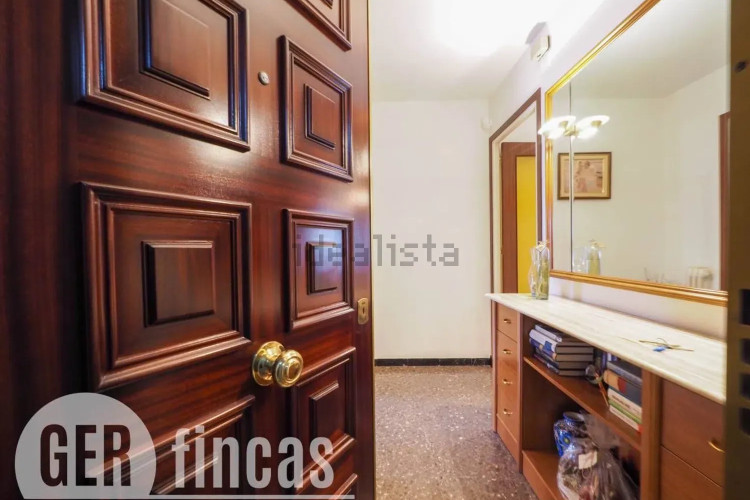 Piso en calle de Watt