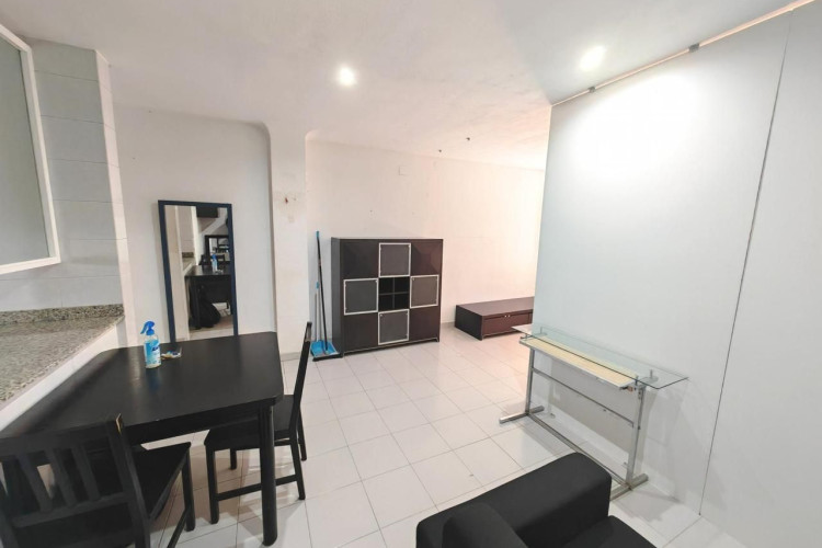 Carrer de Marinelu00B7lo Bosch, Cementiri Vell