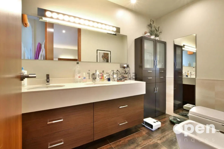 Chalet adosado en calle de la Poetessa Caparà