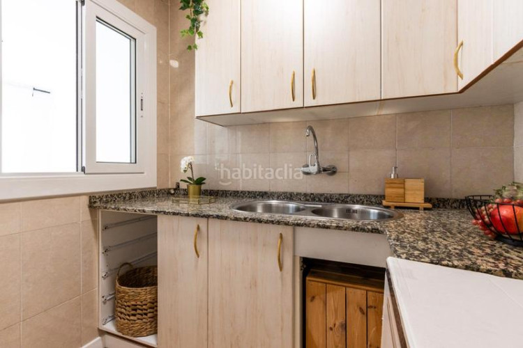 Dúplex vivienda tipo dúplex de 2habs. + garaje + patio. zona Segle XX en Terrassa