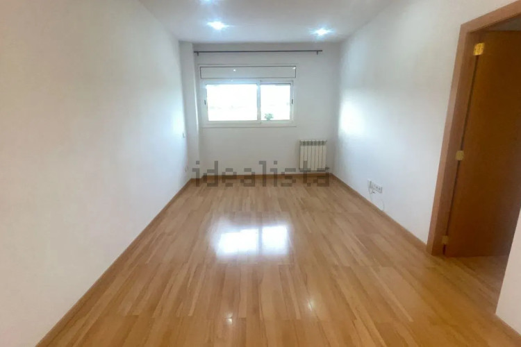 Piso en avenida de la Lacetània, 58