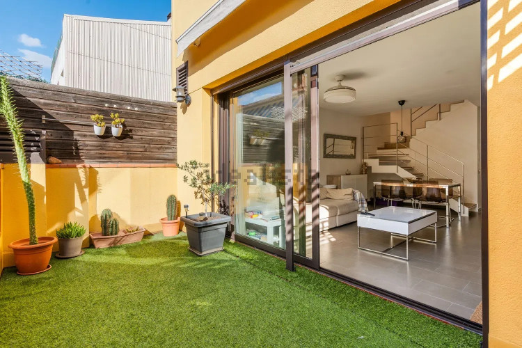 Chalet adosado en Barrio Les Arenes