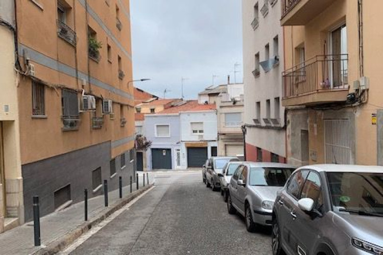 Carrer de Mira-sol, La Maurina
