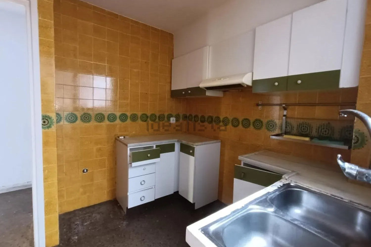 Piso en avenida de Josep Tarradellas