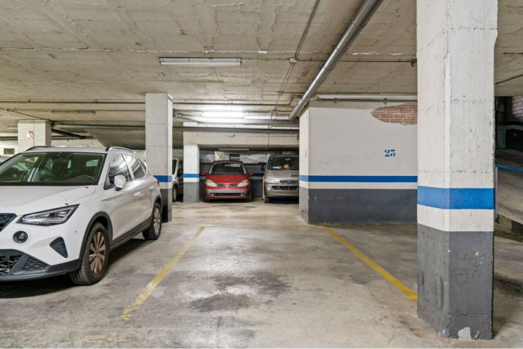 Castellar, Les Arenes - La Gru00EDpia  Can Montllor