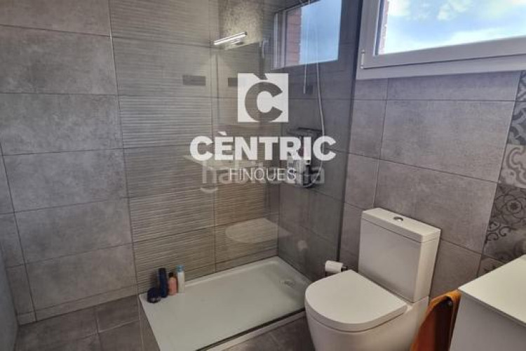 Piso dúplex 3 habt estudio pk en Les Arenes - La Grípia - Can Montllor Terrassa